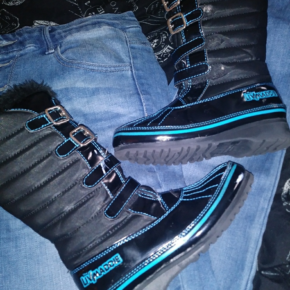 Liv & Maddie Boots